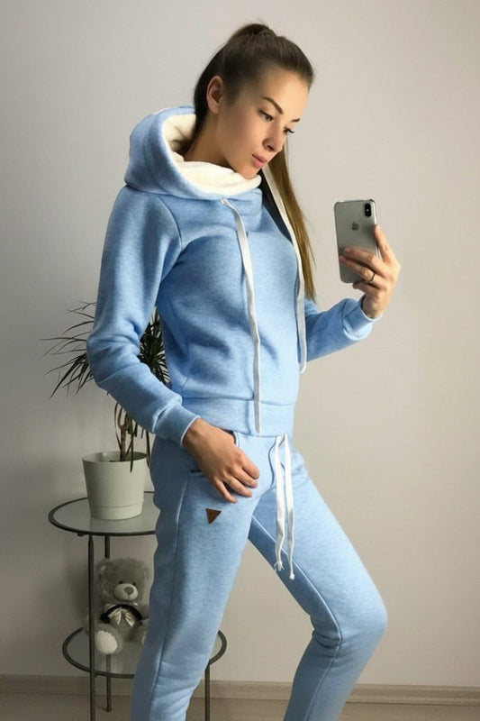 DROOM - Sporty Tracksuit for Active Lifestyle, Soft Fabric & Relaxed Fit 2
