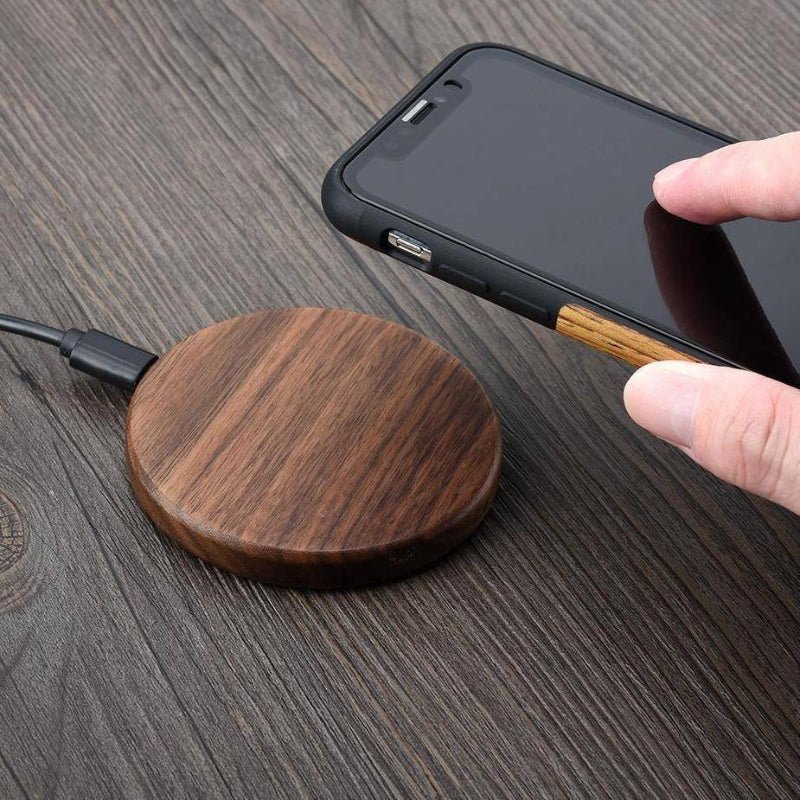 EcoCharge - Qi Wireless Charger with Fast Charging & Bamboo Design 0
