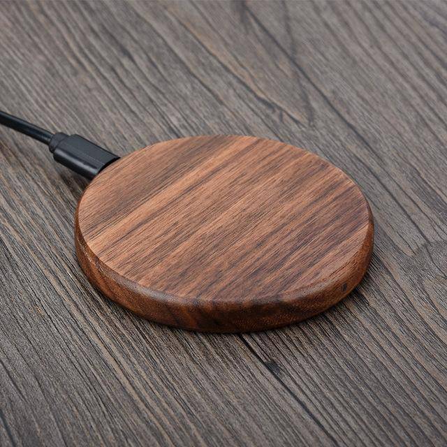 EcoCharge - Qi Wireless Charger with Fast Charging & Bamboo Design 2