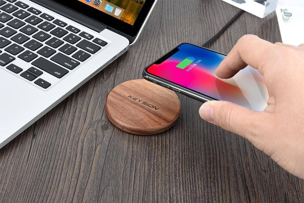 EcoCharge - Qi Wireless Charger with Fast Charging & Bamboo Design 3