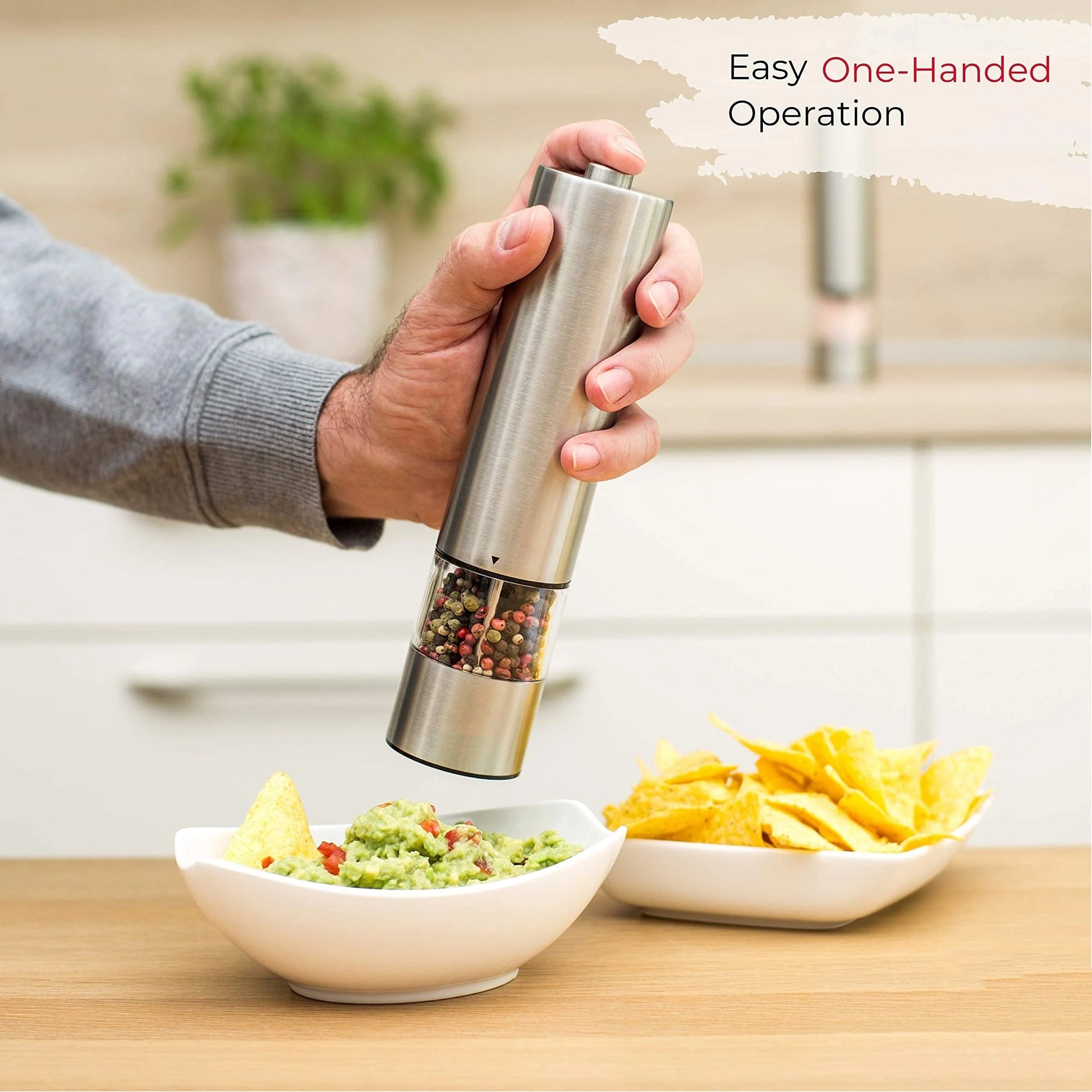 Electric Salt and Pepper Grinder Set - One-Handed Operation with Adjustable Coarseness and Built-in Light 3