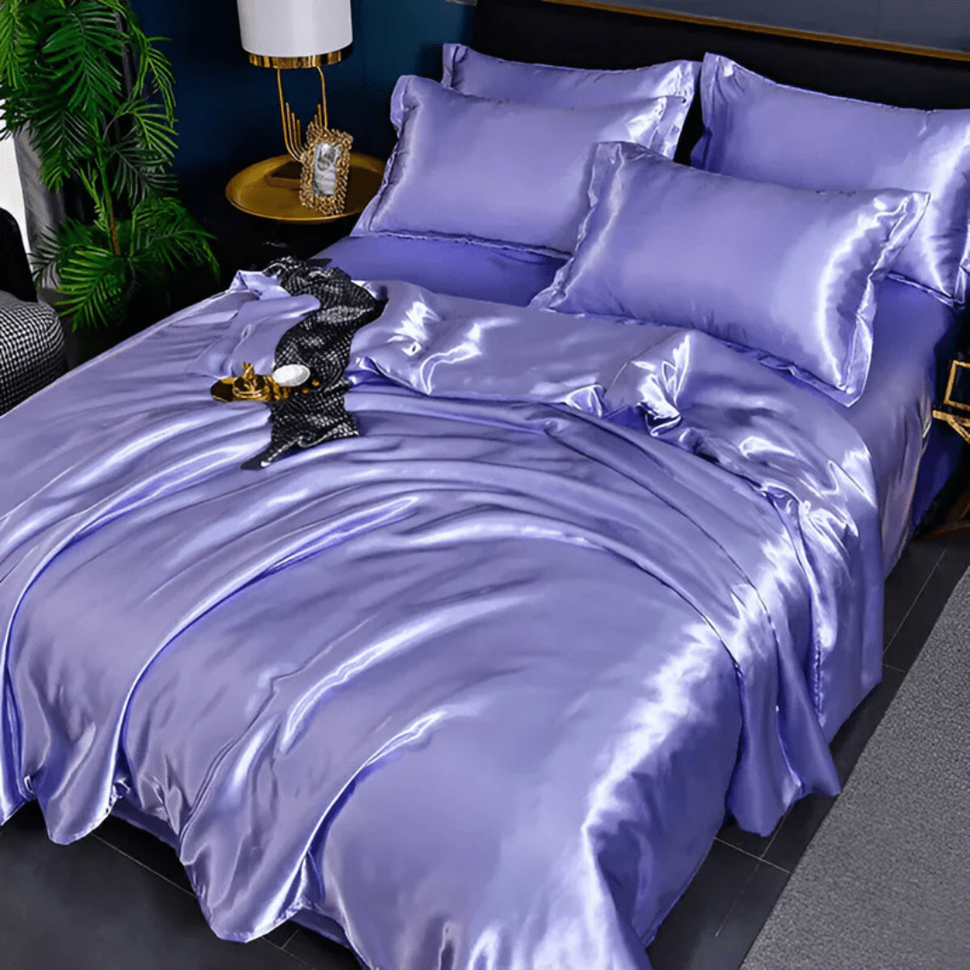 Elegant Silk-Look Bedding Set - Duvet Cover & Pillowcases for Ultimate Comfort 3