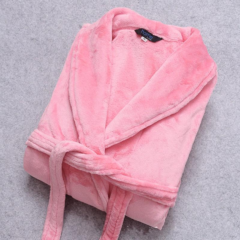 Elegant Winter Bathrobe - Soft Coral Fleece Dressing Gown with Pockets 7