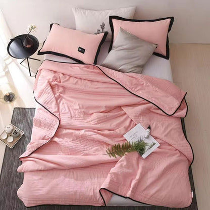 EverChill Ice Cooling Blanket - Instant Cooling Relief for Hot Sleepers 1