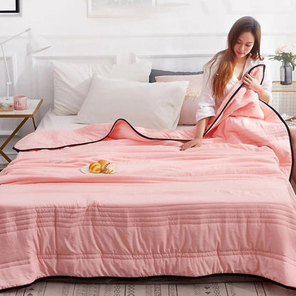 EverChill Ice Cooling Blanket - Instant Cooling Relief for Hot Sleepers 9