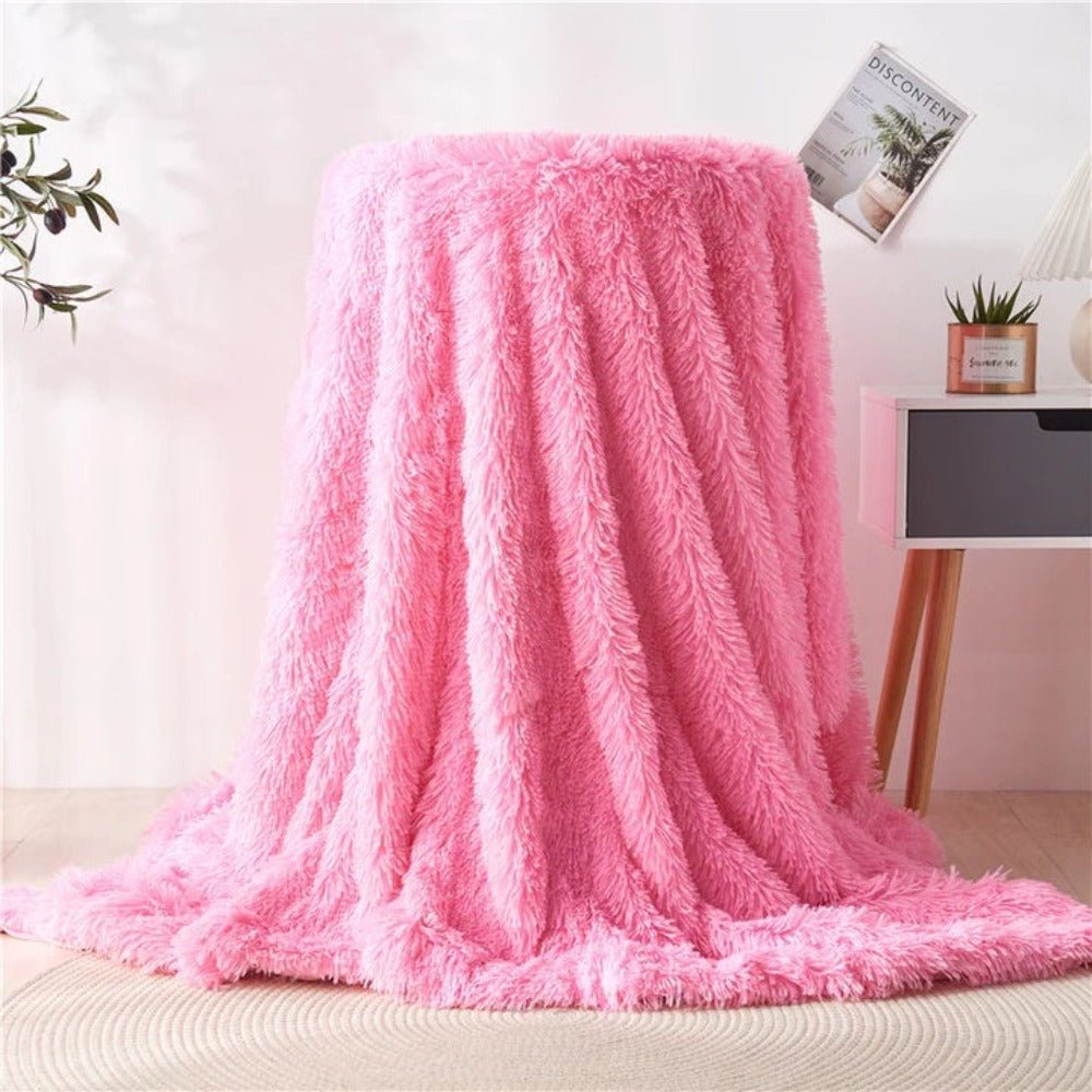FLURON – Luxurious Faux Fur Blanket with Silky Touch 14