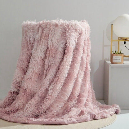 FLURON – Luxurious Faux Fur Blanket with Silky Touch 4