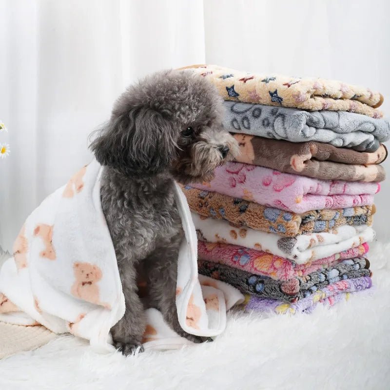 Flannel Pet Blanket with Paw Print Design - Soft, Cozy, Machine Washable for Dogs & Cats 0