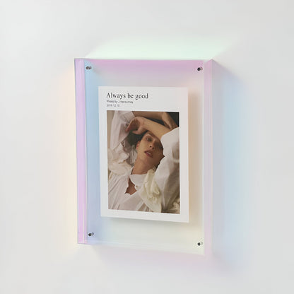 AURAFRAME – Frameless Acrylic Picture Frame with Modern Minimalist Design