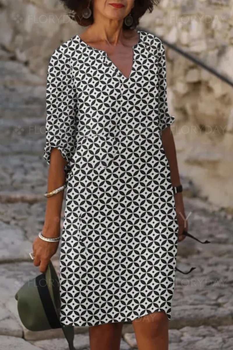 Gerda - Women's Vintage Summer Dress with Split Neckline & 3/4 Sleeves 0