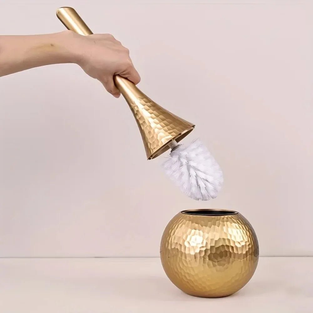 GoldenLuxe Sculpted Toilet Brush | Luxury Bathroom Accessory | Modern Gold Design | Hygienic Cleaning Tool 2