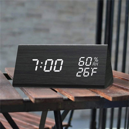 OAKLITE – Modern Wood Digital Clock with Temperature & Brightness Control