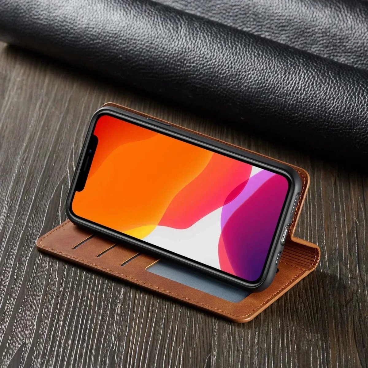 HandWerk Mag – Expertly Crafted with Magnetic Closure 2
