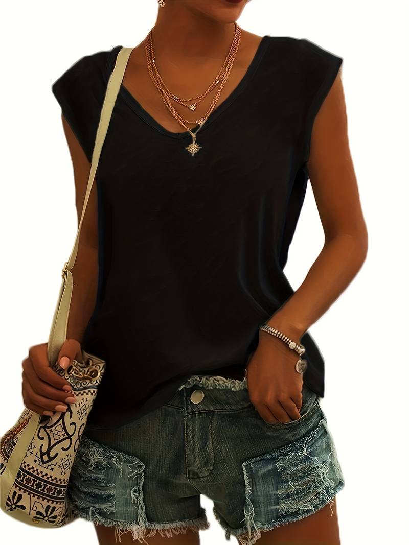 Heidi - Casual V-Neck T-Shirt in Soft, Breathable Fabric for Everyday Comfort 1