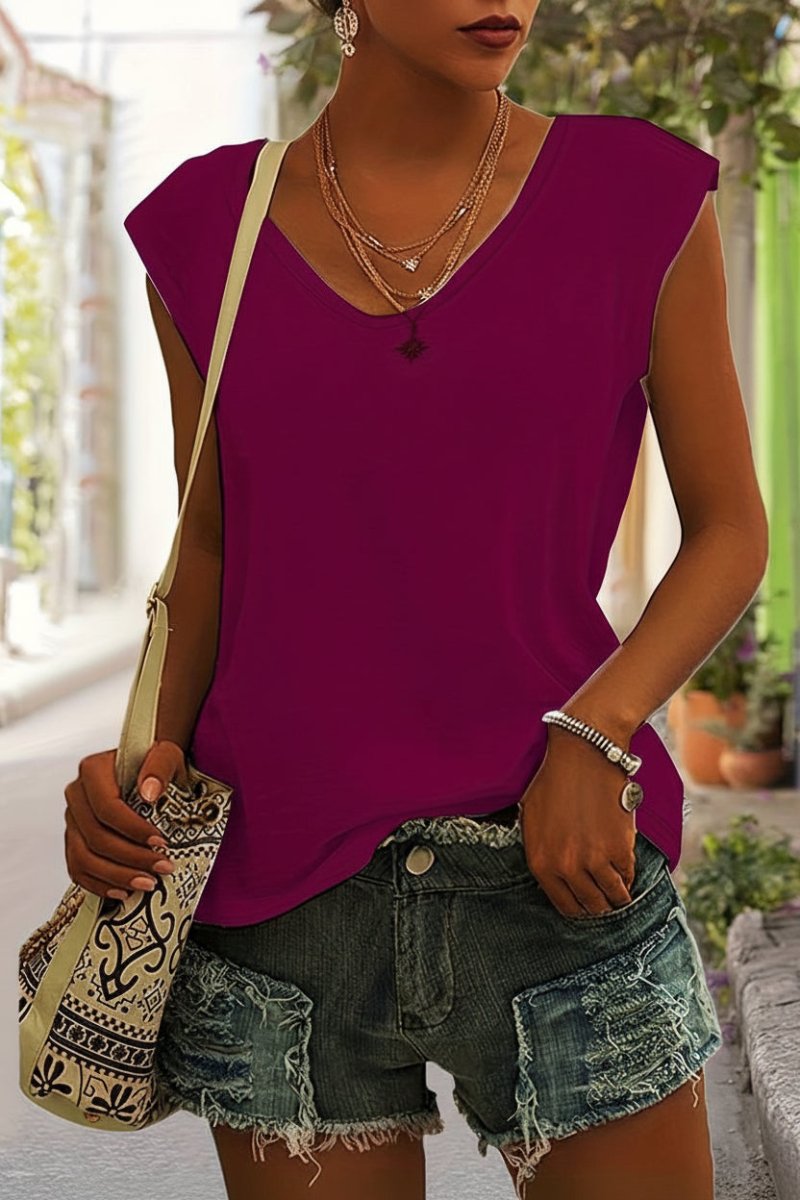 Heidi - Casual V-Neck T-Shirt in Soft, Breathable Fabric for Everyday Comfort 6