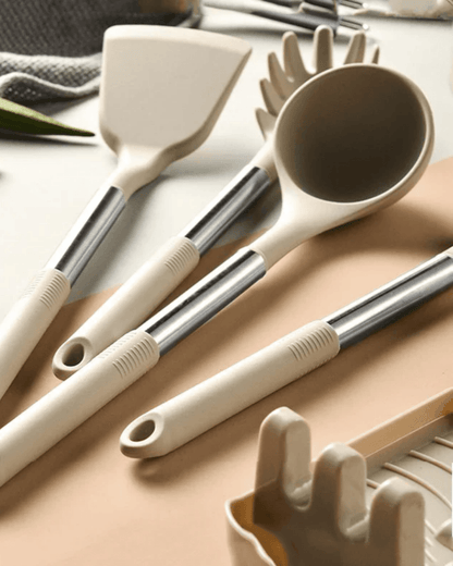 KITCHENORA – Complete Utensil Set with Silicone Heads & Wood-Style Handles 4