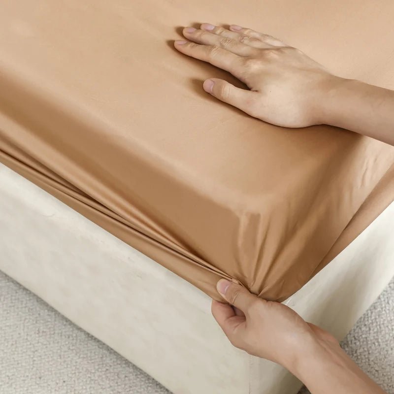 Luxury Mulberry Silk Fitted Sheet - Smooth, Breathable, Non-Slip Design 6