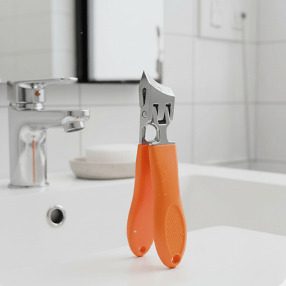 ProClip Wide – Extra-Wide Nail Clipper with Anti-Splash Design