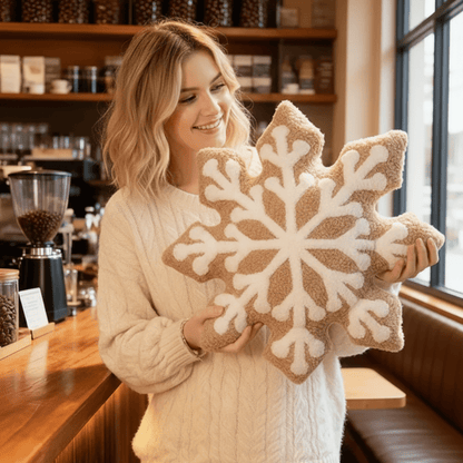 WINTERFLAKE – Soft Snowflake Plush Cushion for Warm Seasonal Decoration