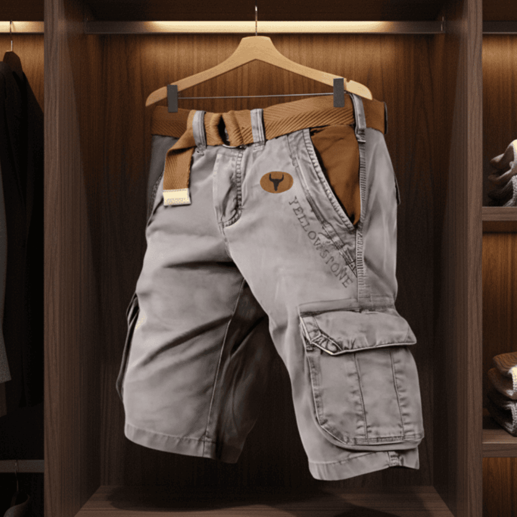 SummitCargo Shorts – Robust men's cargo shorts with storage space