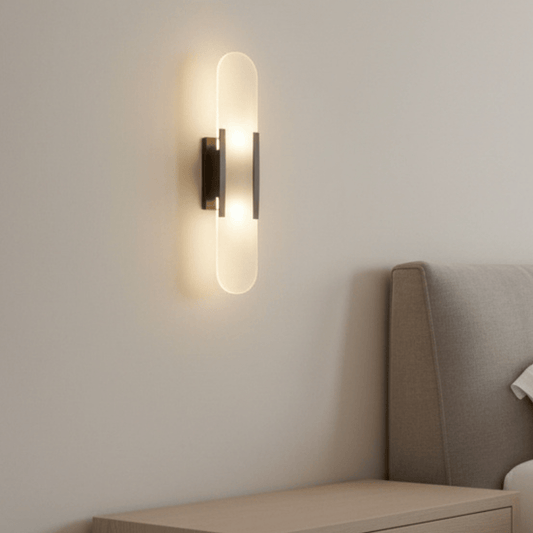 GILDLUME – Elegant Black and Gold LED Wall Lamp