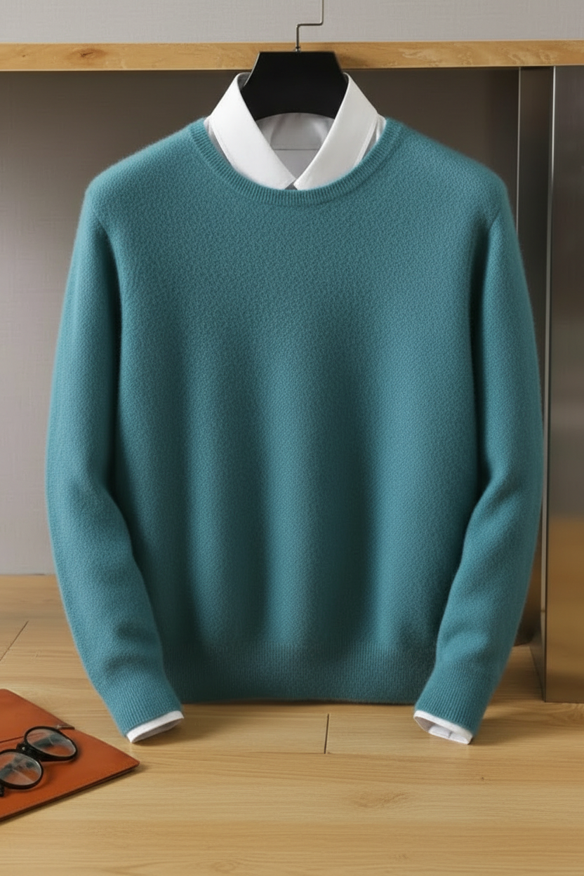 KNITESSA – Elegant Plus Size Knit Sweater for Timeless Wardrobes