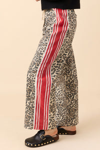 Marlie - Leopard Print Pull-On Pants with Functional Pockets, 100% Cotton 3