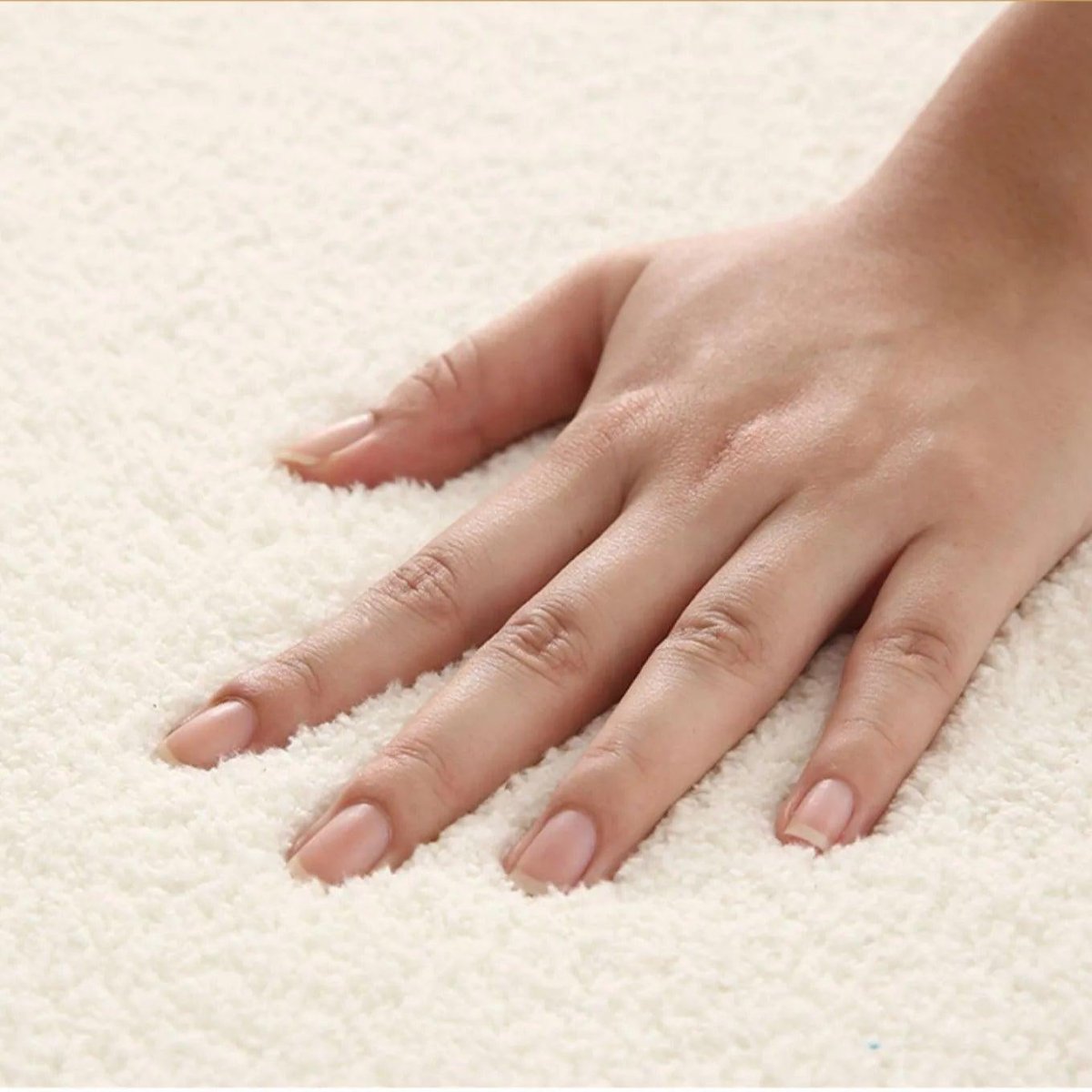 Modern Cloud Design Carpet - Soft Polyester Fiber, Machine Washable for Living Room 5