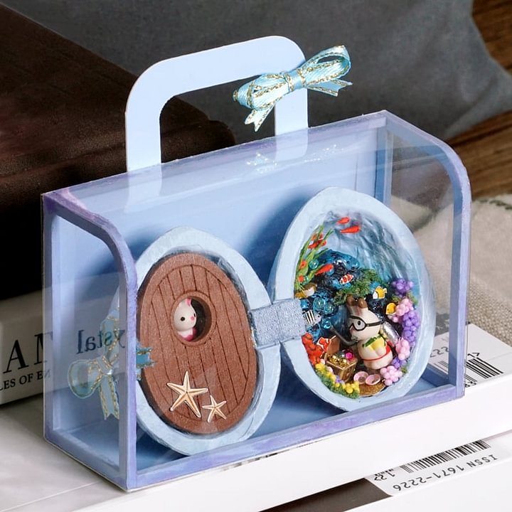 NATUREHAVEN – Handmade Walnut Shell Dollhouse for Unique Miniature Décor 10