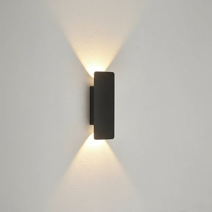 OUTGLOW – Waterproof LED aluminum wall light for indoor & outdoor use 12