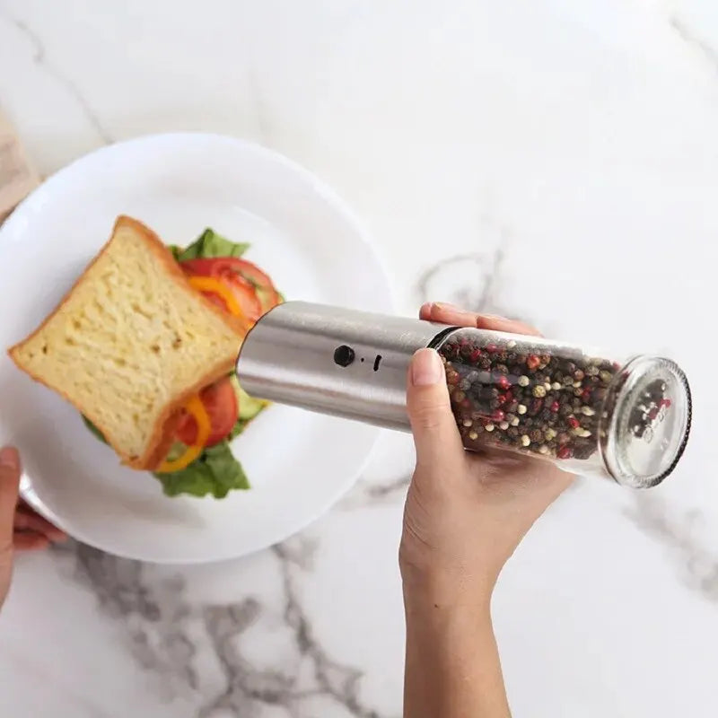 Rechargeable Electric Pepper Grinder - Stainless Steel with Adjustable Fineness 3