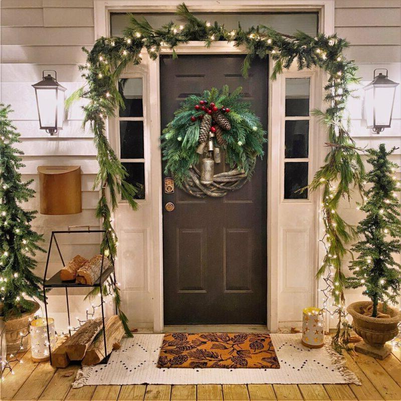 Rustic Boho Christmas Wreath - 17-Inch Holiday Decor with Pinecones & Bells 1