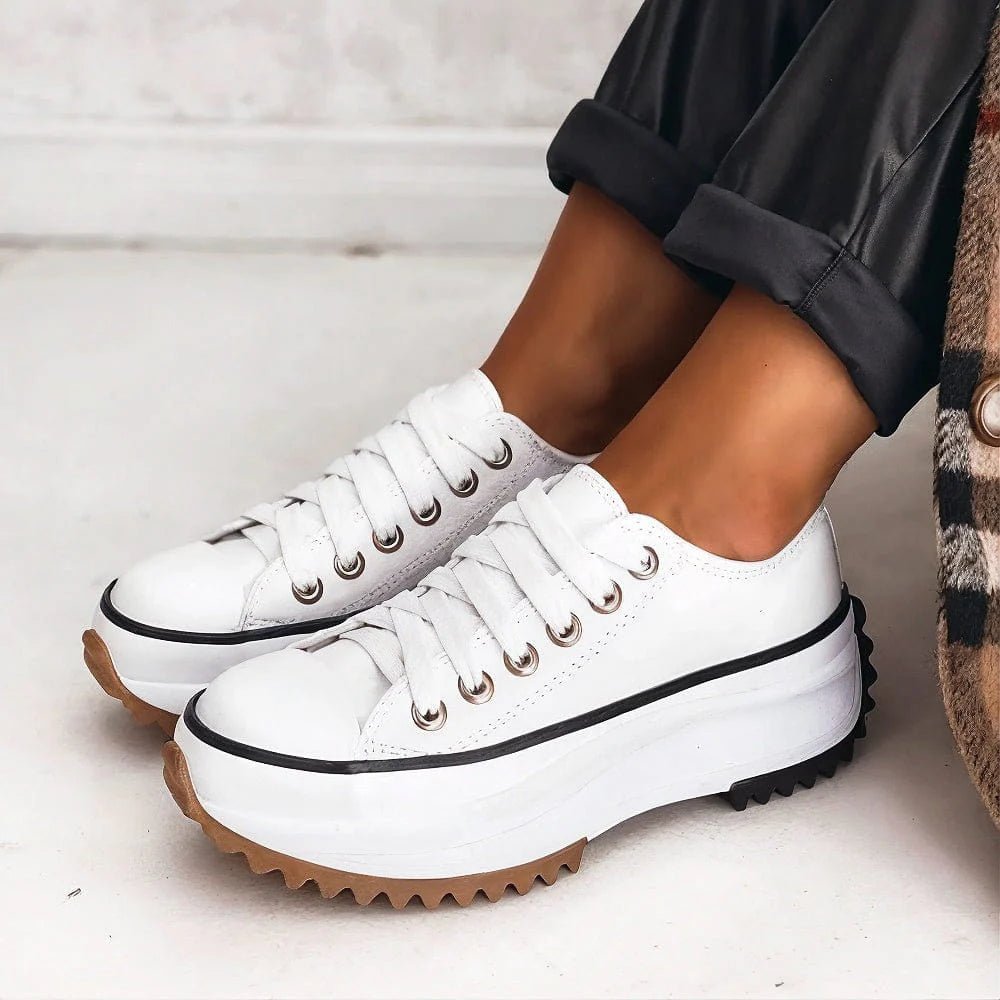 STRIDEFORM | Orthopedic Canvas Sneakers 1