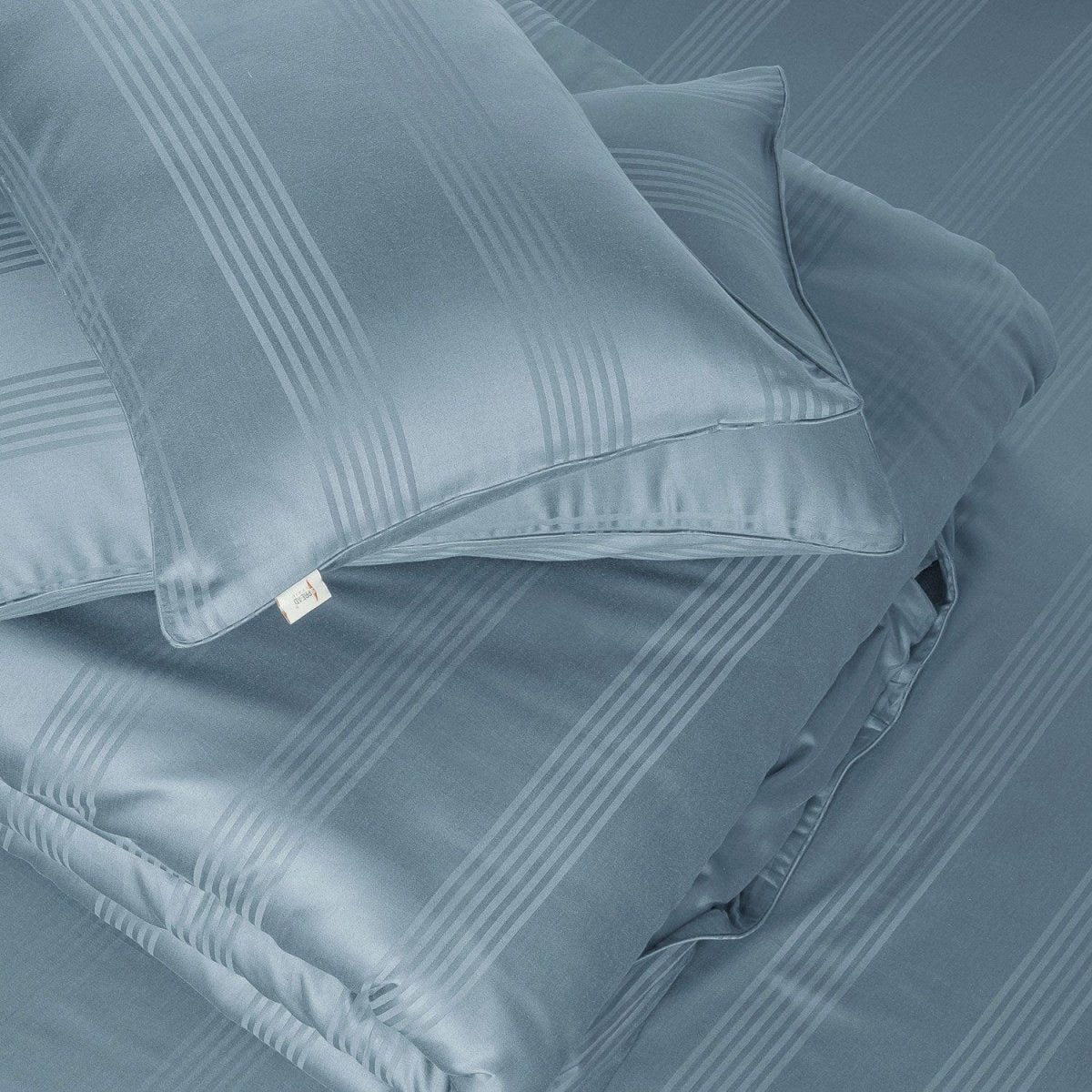 Serenité Premium Pillow Covers | Long-lasting cotton pillow shams for everyday comfort and timeless style 3