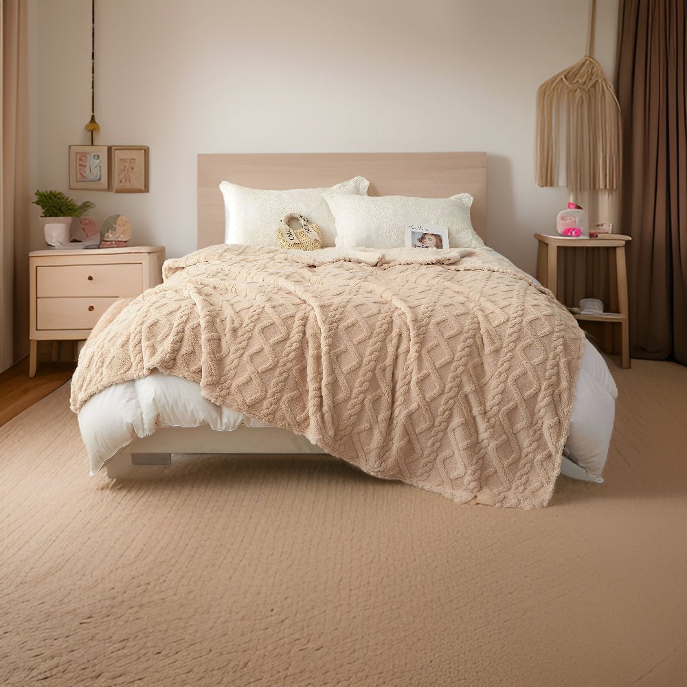 SnugBlanket - Double Layer Fleece Throw Blanket with Geometric Design for Comfort 4