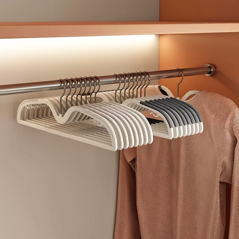 Space-Saving Coat Hanger with Non-Slip Grip & Rotating Hook for Clothes 1