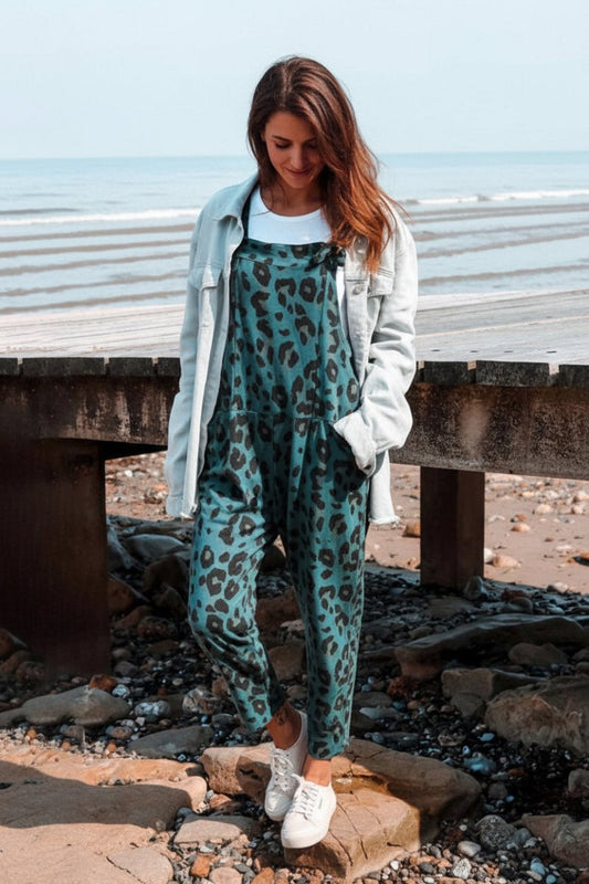 TRENDLYNX – Leopard Print Jumpsuit with Soft Feel and Modern Look