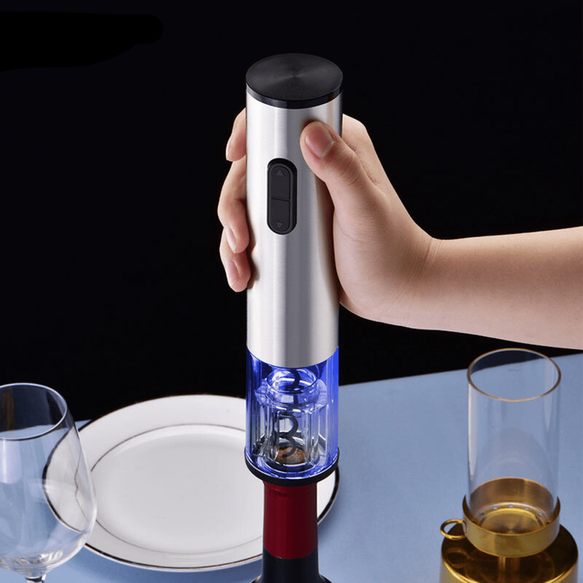 Vinolux – 4-in-1 Electric Wine Opener – Corkscrew with Pourer, Foil Cutter & Vacuum Stopper for an Effortless Wine Experience 2