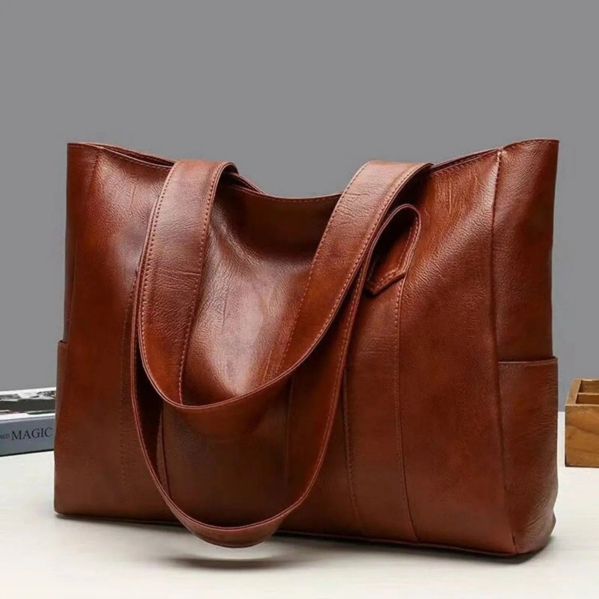 Vintage Leather Shoulder Bag - Elegant, Spacious Handbag for Women 2