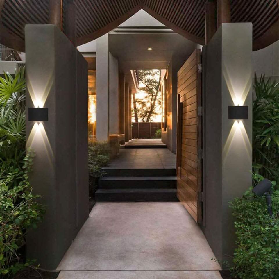 Waterproof LED outdoor wall light - Elegant & energy-efficient outdoor lighting made of aluminium 3