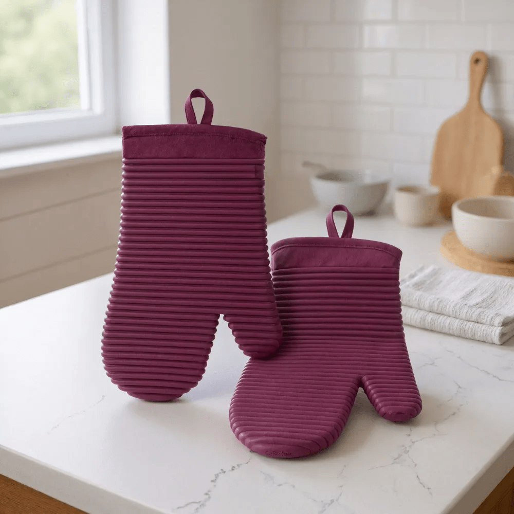 HEATGRIP – Ribbed Soft Silicone Oven Mitten for Safe Cooking
