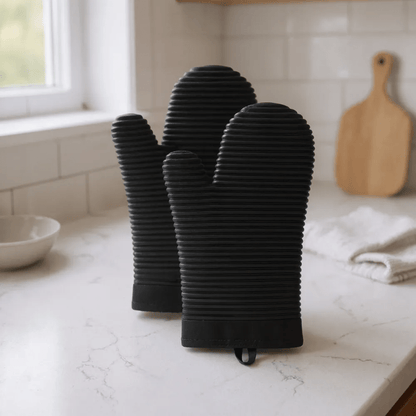 HEATGRIP – Ribbed Soft Silicone Oven Mitten for Safe Cooking